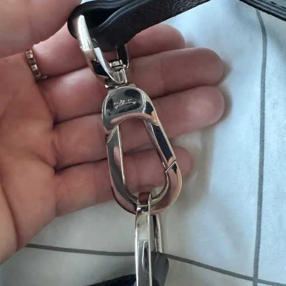 Longchamp Black Bucket Bag with Logo Lining - Picture 8 of 12